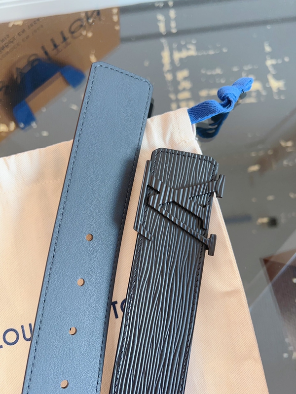 ルイヴィトンベルト内部構造